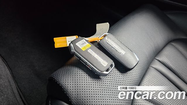 Kia K5 2023 — photo 21