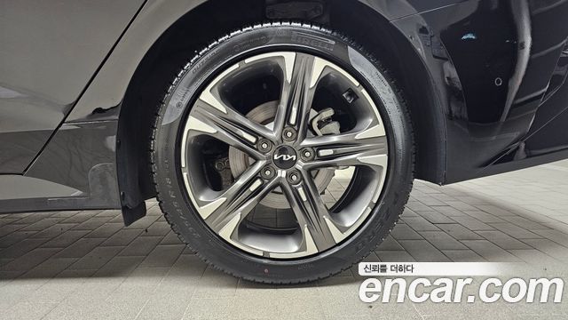 Kia K5 2023 — photo 7