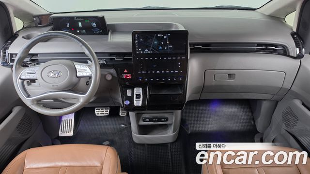 Hyundai Staria 2022 — photo 7