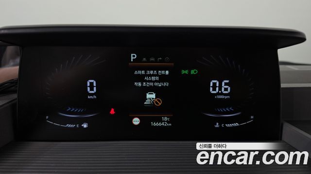 Hyundai Staria 2022 — photo 8