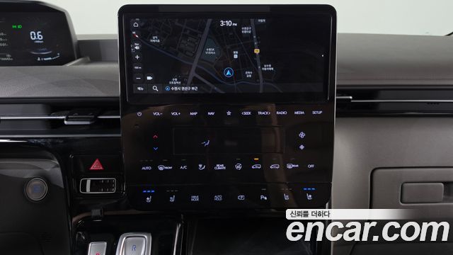 Hyundai Staria 2022 — photo 12