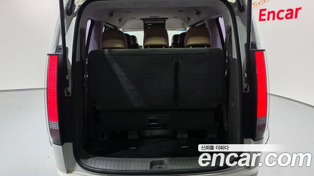Hyundai Staria 2022 — photo 17
