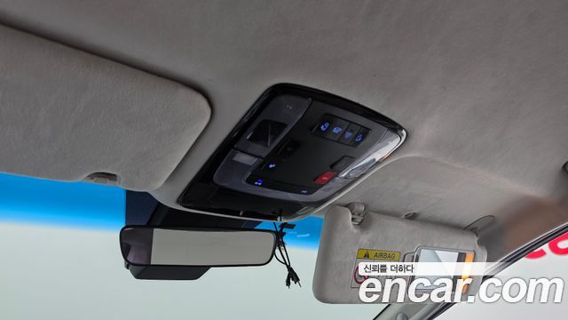 Hyundai Staria 2022 — photo 20