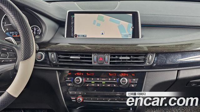 BMW X6 2015 — photo 14