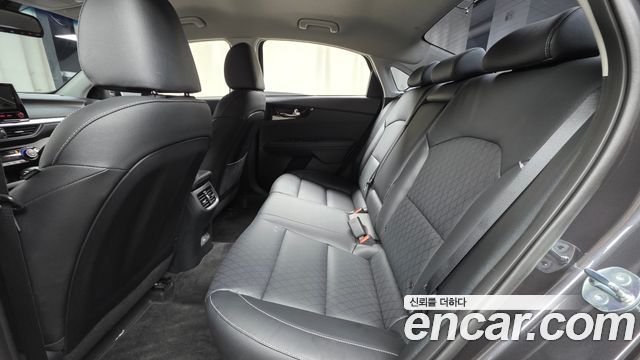 Kia K3 2024 — photo 18