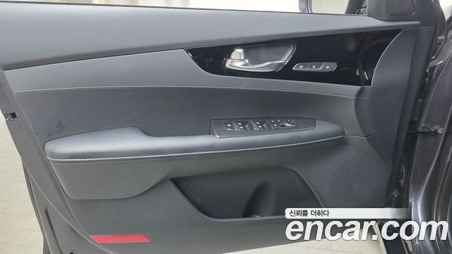 Kia K3 2024 — photo 14