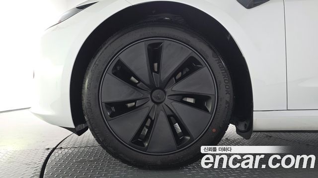 Tesla Model 3 2026 — photo 5