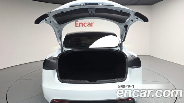Tesla Model 3 2026 — photo 26
