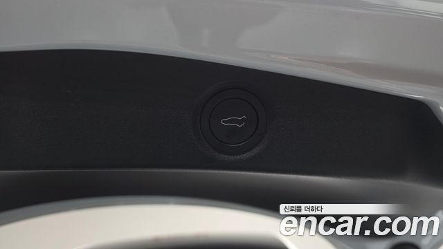 Tesla Model 3 2026 — photo 29