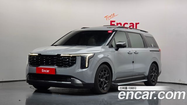 Kia Canival 2025 — photo 1