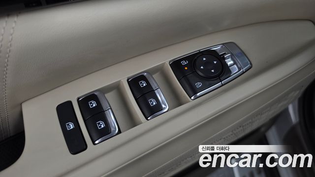 Kia Canival 2025 — photo 28