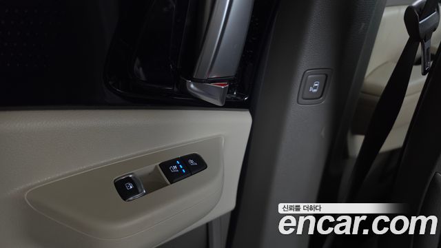 Kia Canival 2025 — photo 29