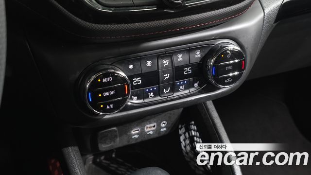 Chevrolet Korea Trailblazer 2022 — photo 19