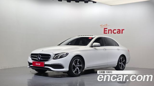 Mercedes-Benz E-Class 2020 — photo 1