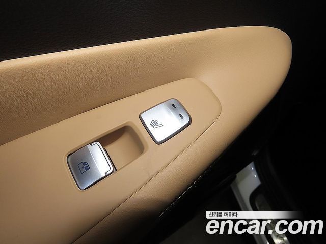 Hyundai Santafe 2022 — photo 14