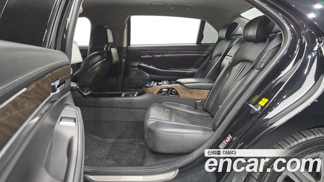 Genesis EQ900 2016 — photo 18