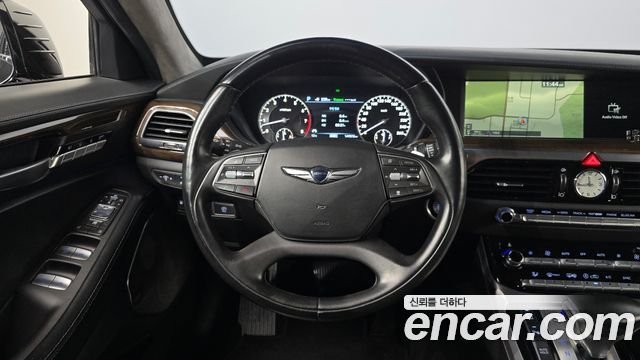 Genesis EQ900 2016 — photo 19