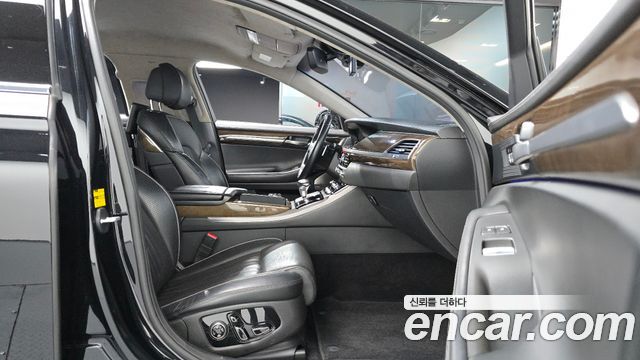 Genesis EQ900 2016 — photo 16