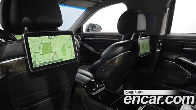 Genesis EQ900 2016 — photo 27