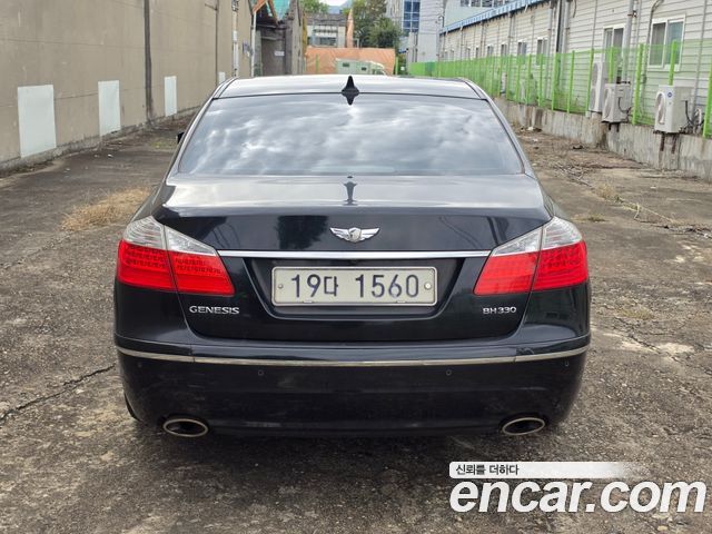 Hyundai Genesis 2010 — photo 3