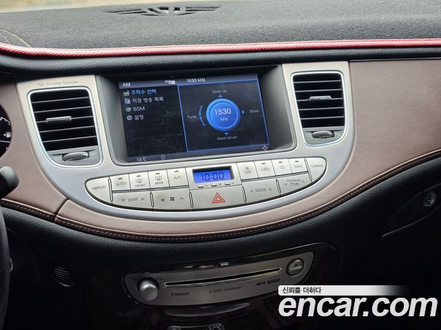 Hyundai Genesis 2010 — photo 11