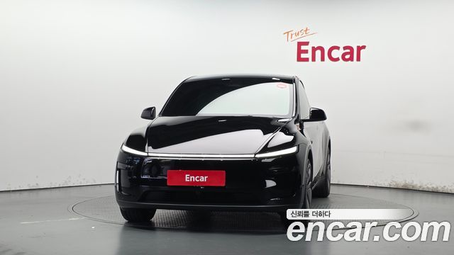 Tesla Model Y 2026 — photo 3