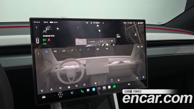 Tesla Model Y 2026 — photo 21