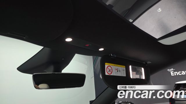 Tesla Model Y 2026 — photo 23