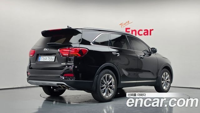 Kia Sorento 2018 — photo 2