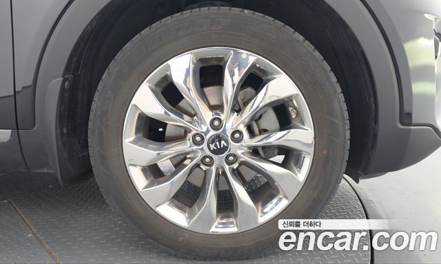 Kia Sorento 2018 — photo 7