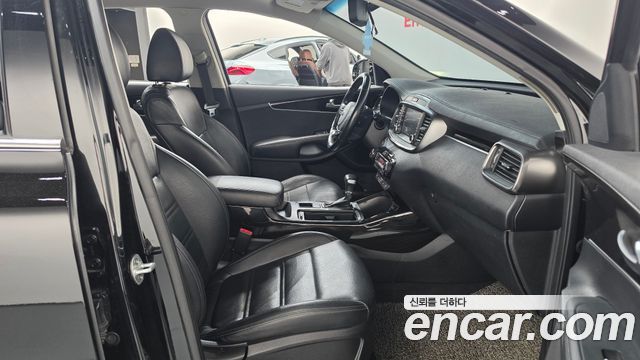 Kia Sorento 2018 — photo 16