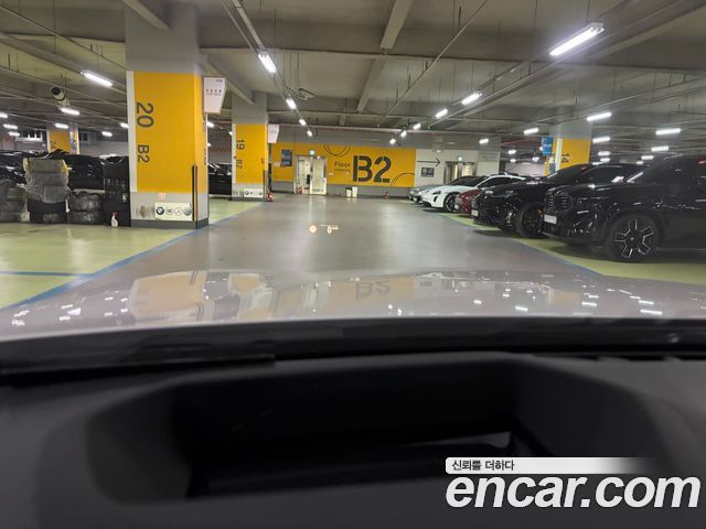 BMW 5-Series 2020 — photo 16
