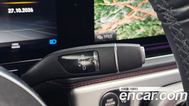 Mercedes-Benz G-Class 2019 — photo 12