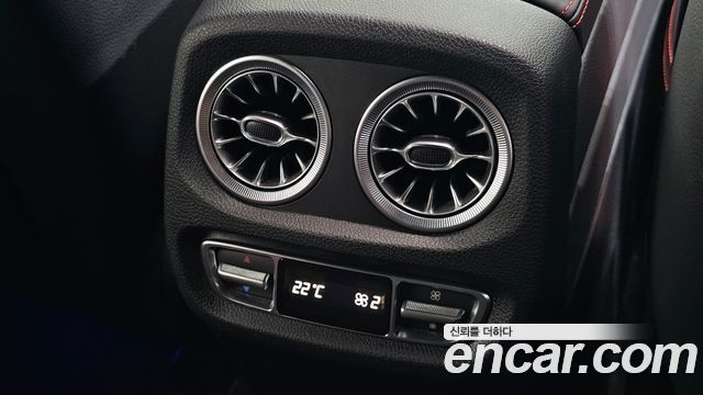 Mercedes-Benz G-Class 2019 — photo 27