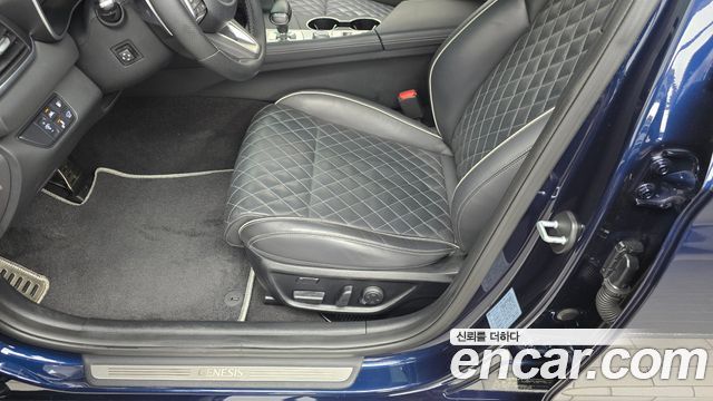 Genesis G70 2019 — photo 26