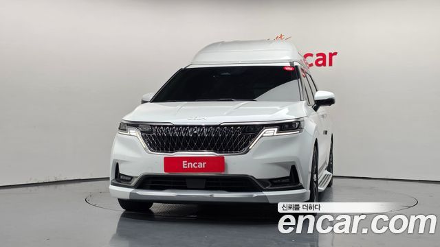 Kia Canival 2023 — photo 3