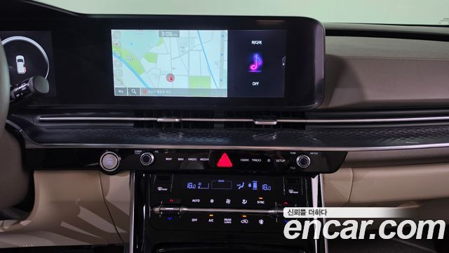 Kia Canival 2023 — photo 19