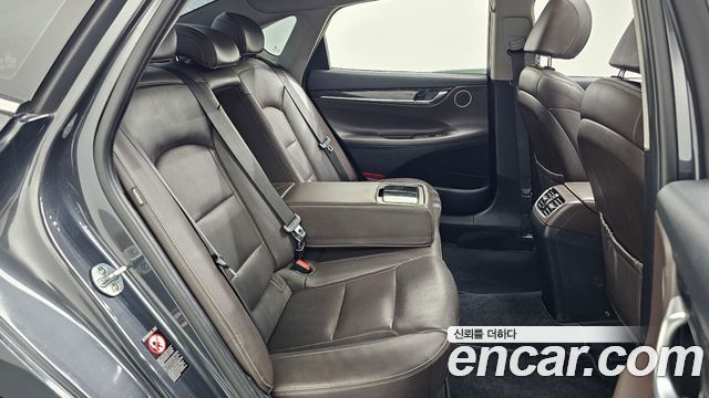 Hyundai Grandeur 2018 — photo 18