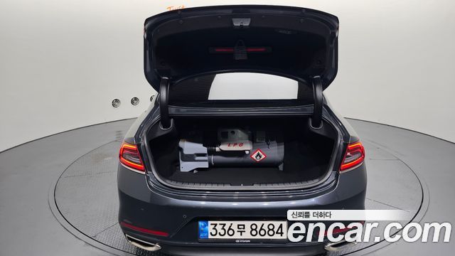Hyundai Grandeur 2018 — photo 26