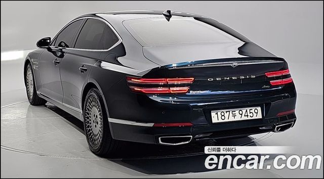 Genesis G80 2023 — photo 2