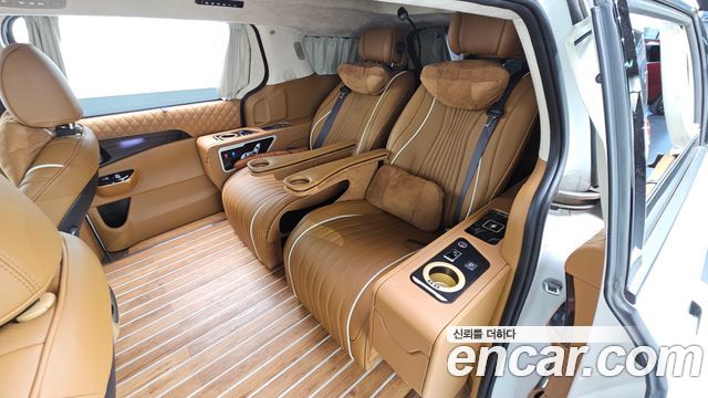 Kia Canival 2023 — photo 12