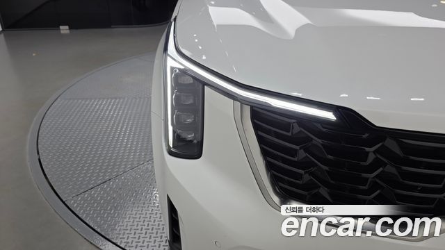 Kia Sorento 2024 — photo 8