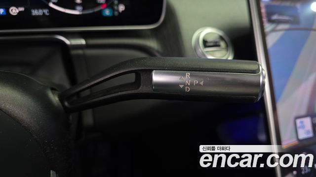 Mercedes-Benz S-Class 2021 — photo 12