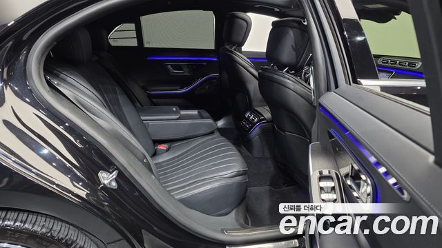 Mercedes-Benz S-Class 2021 — photo 18