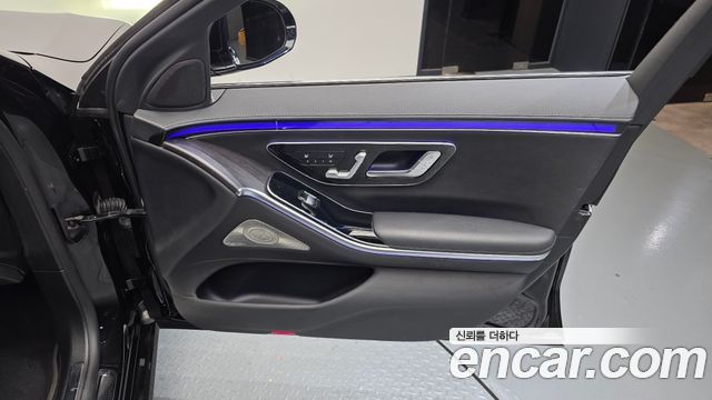 Mercedes-Benz S-Class 2021 — photo 15