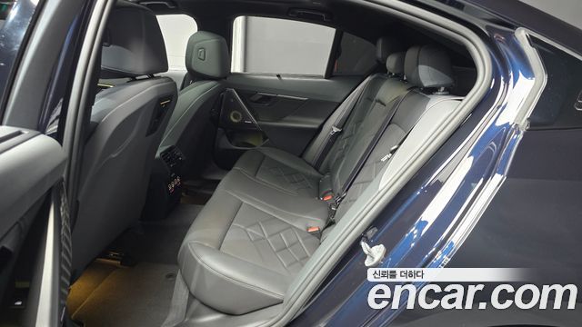 BMW i5 2024 — photo 18