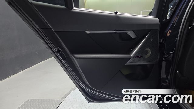 BMW i5 2024 — photo 15