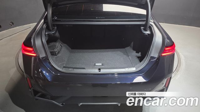 BMW i5 2024 — photo 32