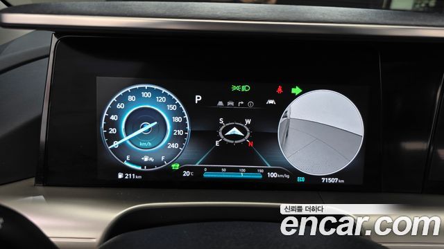 Hyundai Nexo 2023 — photo 11