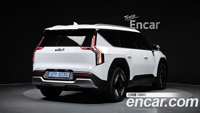 Kia EV9 2024 — photo 2